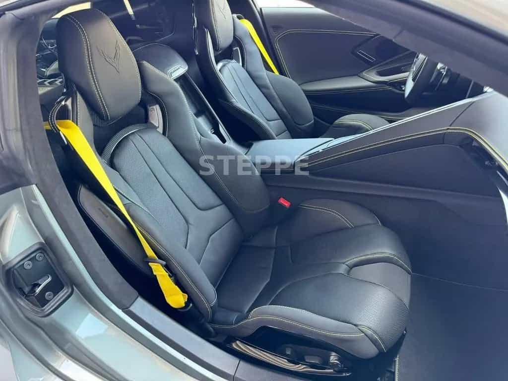 Corvette C8 Stingray Coupe 6,2 V8 3LT Europamodell STEPPE 08/2025-photo-7