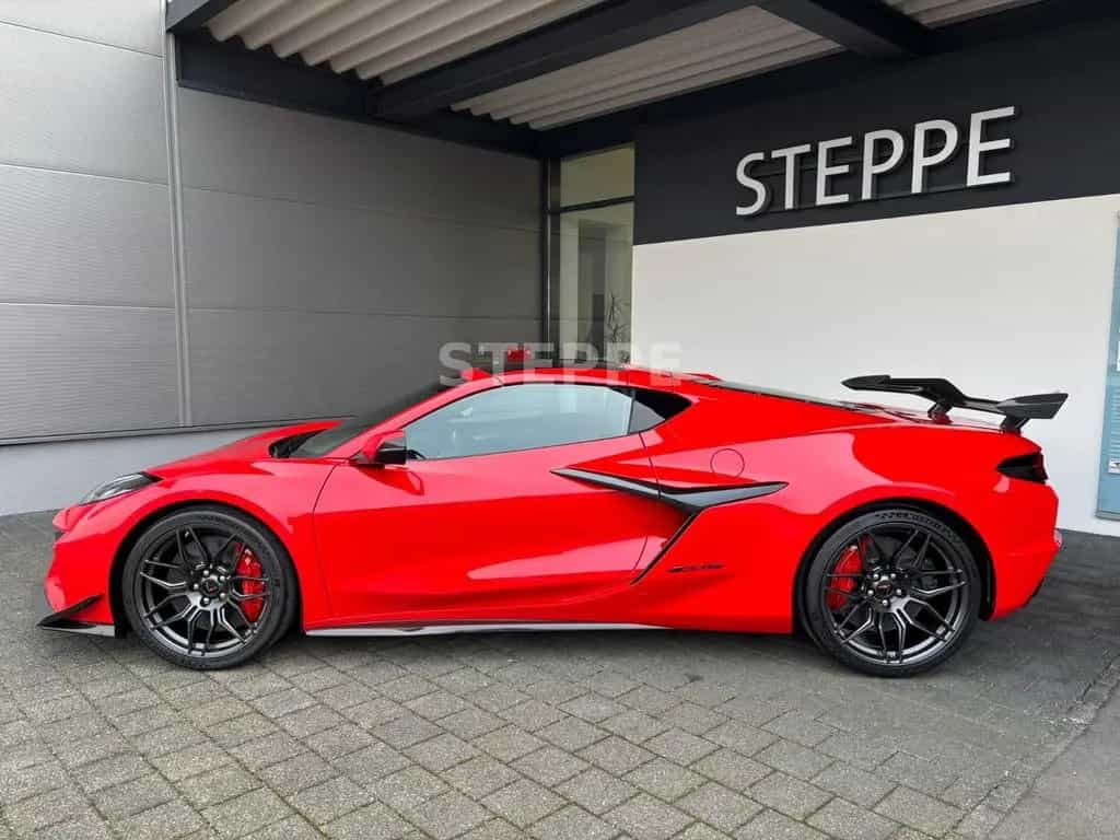 Corvette Z06 5,5V8 Coupe Z07 Pack./Ceramicbrakes EU-Mod. 08/2025-photo-1