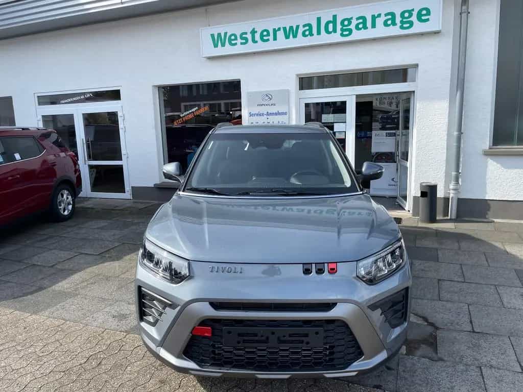 Ssangyong Tivoli Quartz NEUES MODELL 1.5l 4x4 Automatik 01/2025-photo-1