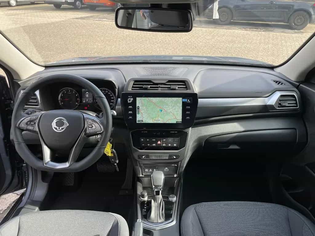 Ssangyong Tivoli Quartz NEUES MODELL 1.5l 4x4 Automatik 01/2025-photo-12