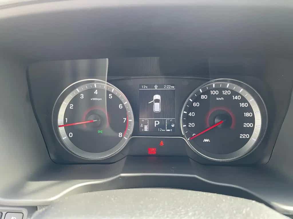 Ssangyong Tivoli Quartz NEUES MODELL 1.5l 4x4 Automatik 01/2025-photo-13