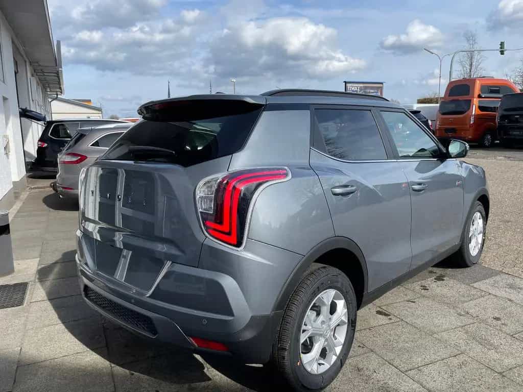 Ssangyong Tivoli Quartz NEUES MODELL 1.5l 4x4 Automatik 01/2025-photo-5