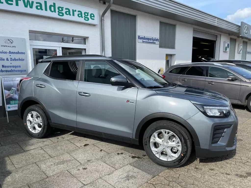Ssangyong Tivoli Quartz NEUES MODELL 1.5l 4x4 Automatik 01/2025-photo-7