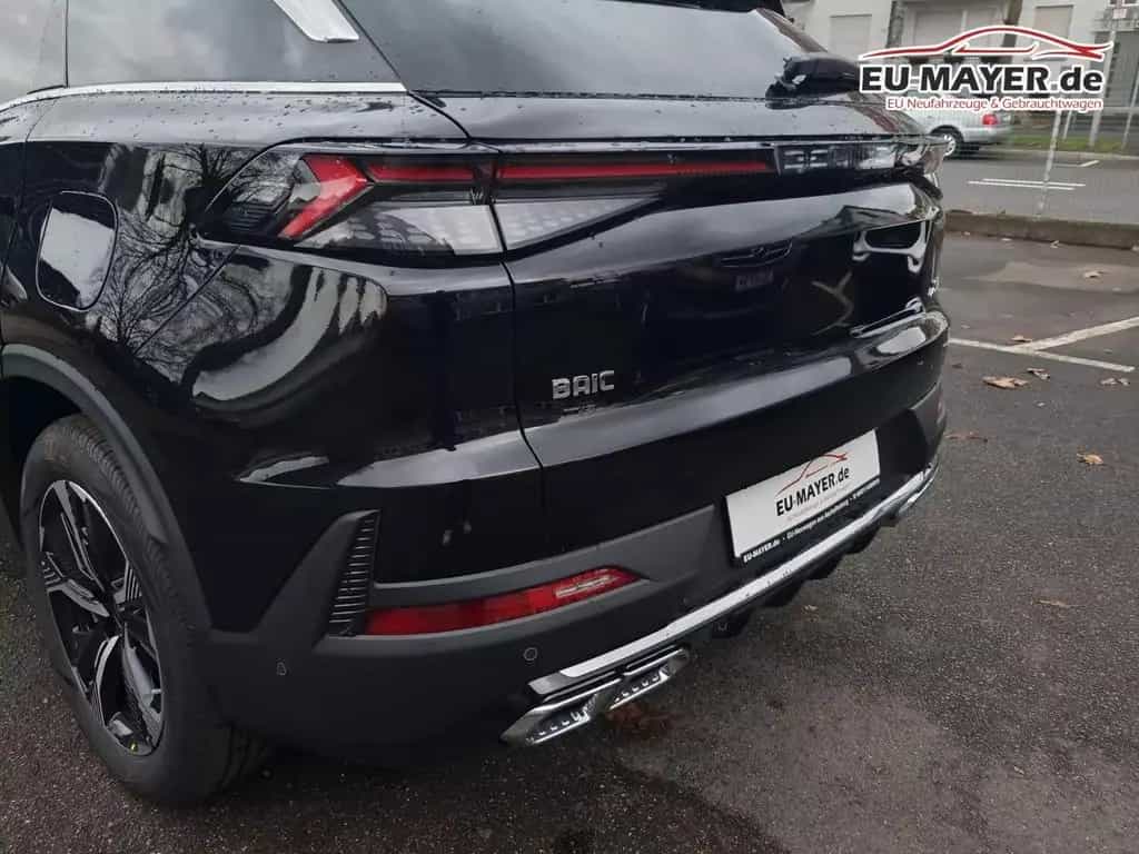 BAIC Beijing X75 X75 1.5 Turbo GDI AT Modell 2026 1x Lager null-photo-5