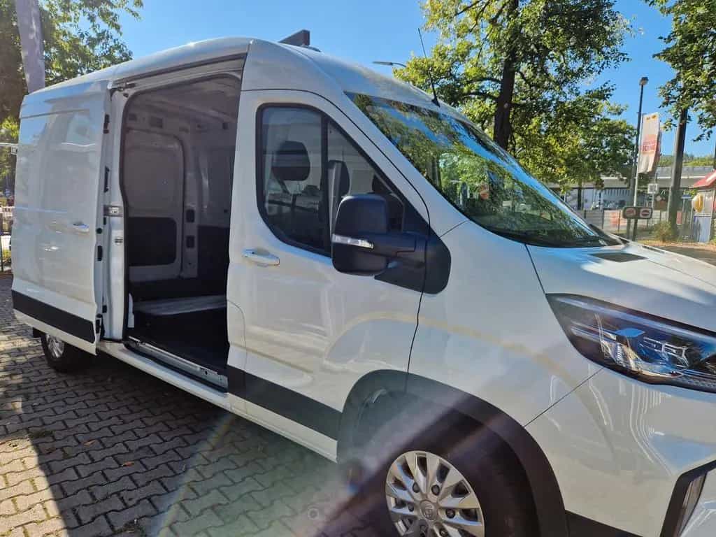 Maxus Deliver 9 L3 H2 Luxury 07/2024-photo-27