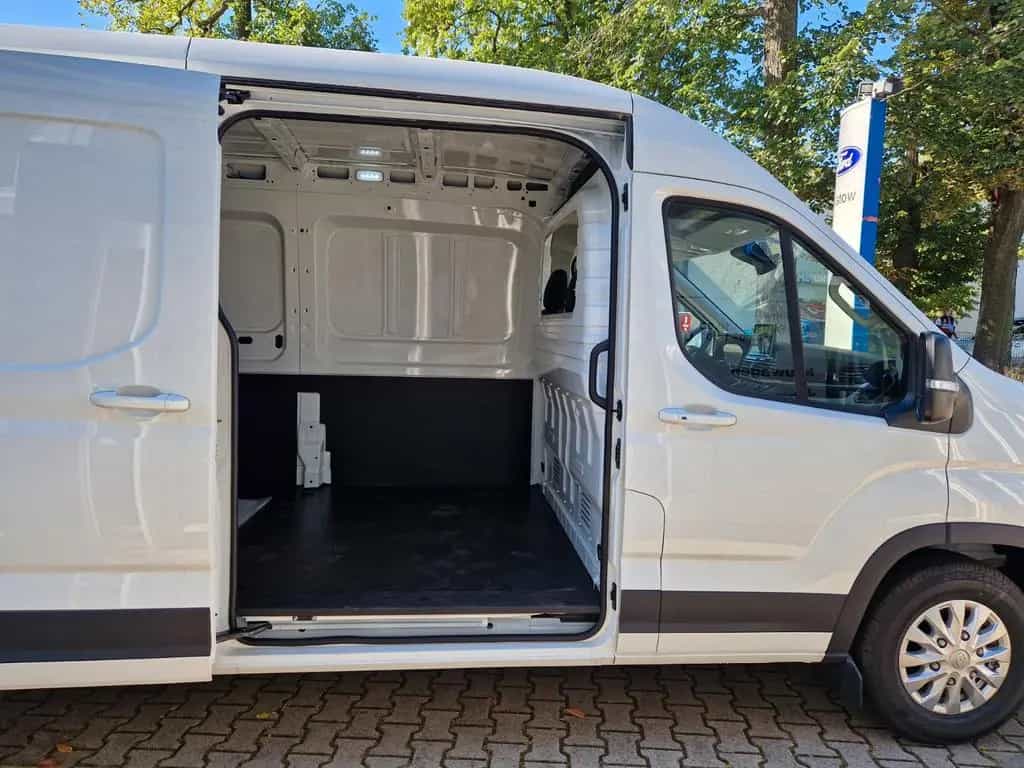 Maxus Deliver 9 L3 H2 Luxury 07/2024-photo-28