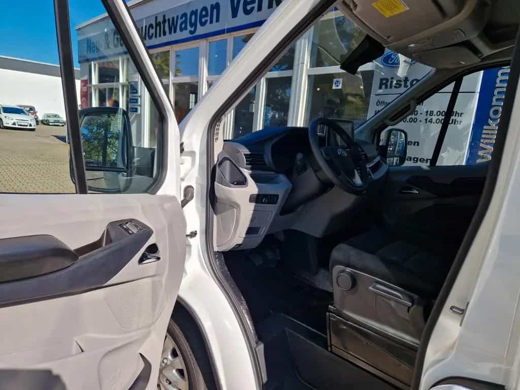 Maxus Deliver 9 L3 H2 Luxury 07/2024-photo-5