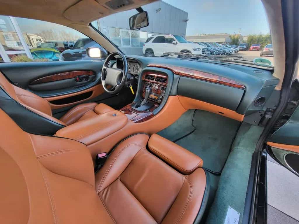 Aston Martin DB7 Vantage Coupe V12 deutsches Fahrzeug 06/2000-photo-10
