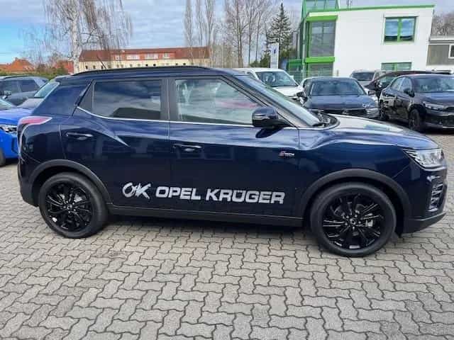 KGM Tivoli Black Line 4x2 1.5 T-GDI SHZ Lenkrad HZG 03/2024-photo-1