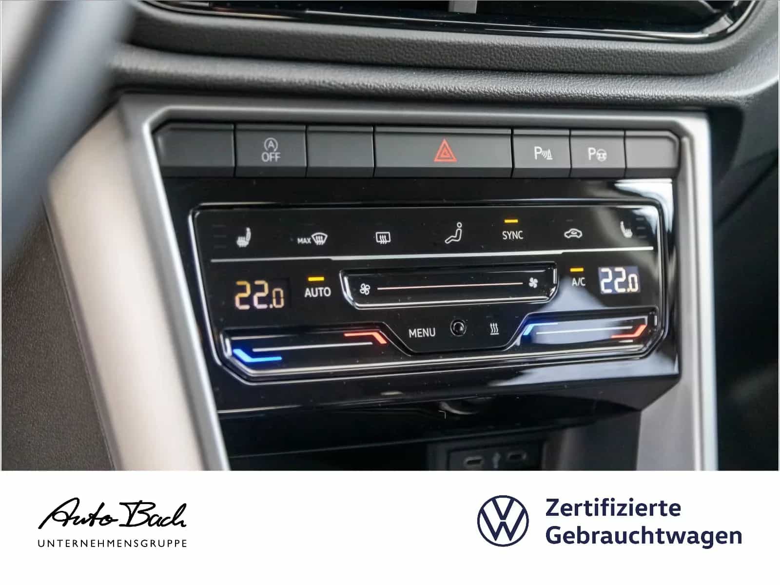 Volkswagen T-Roc 12/2022-photo-13