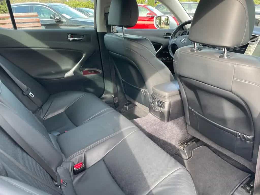 Lexus IS 220 d 03/2009-photo-16