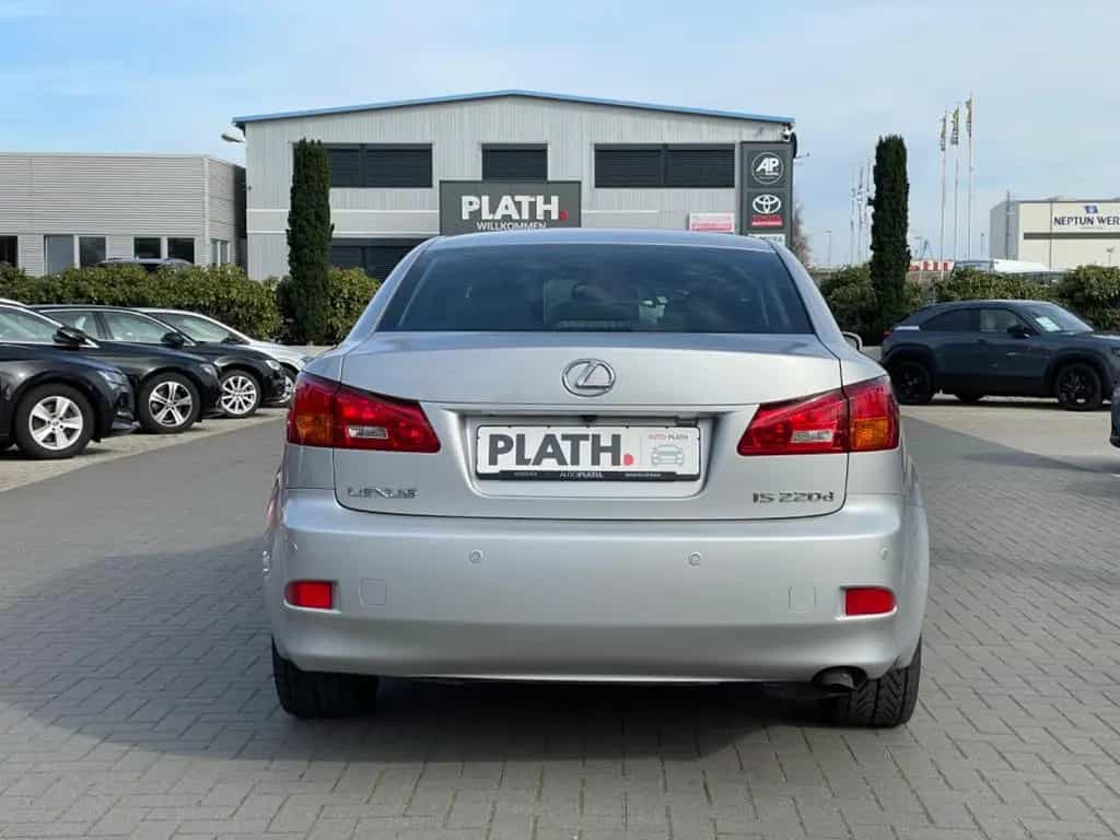 Lexus IS 220 d 03/2009-photo-5