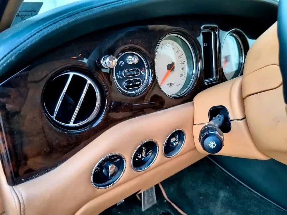 Bentley Arnage LE MANS Series 6.75 L V8 05/2001-photo-21