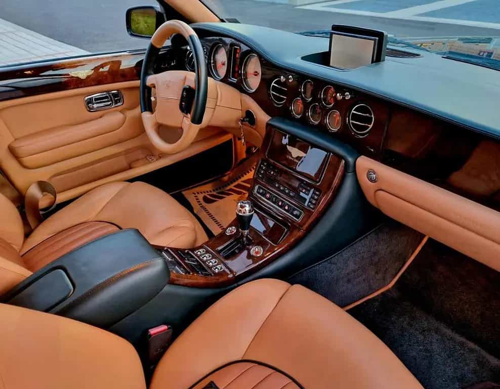 Bentley Arnage LE MANS Series 6.75 L V8 05/2001-photo-4