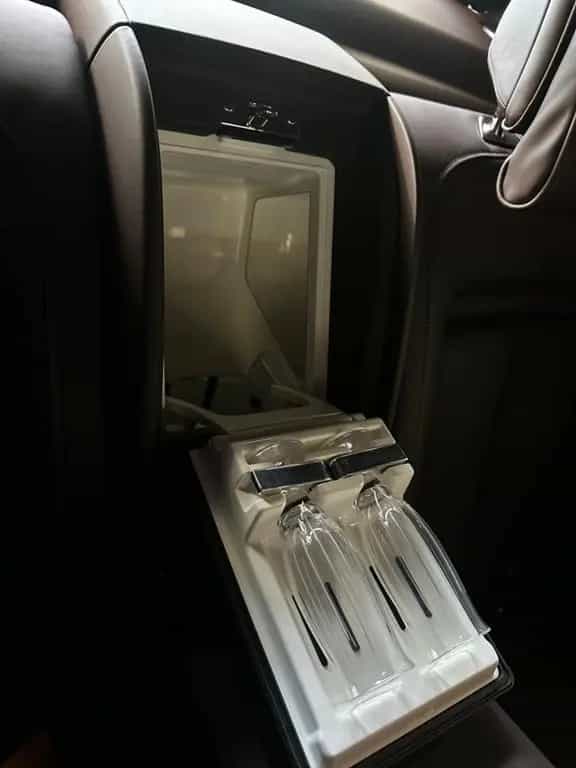 Rolls-Royce Ghost 4SEATS*STARS*BESPOKE*ILLUM-GRILL*4MASSAGE 06/2021-photo-15
