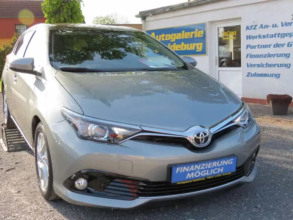 Toyota Auris Edition-S Allwetter  Navi   SHZ  Temp.  51 02/2017-photo-1