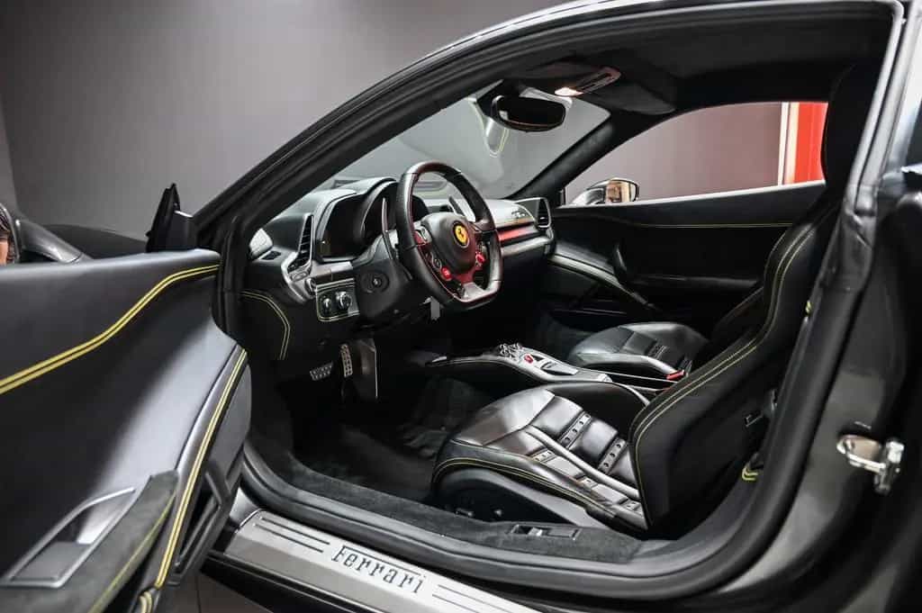 Ferrari 458 Italia *AFS*ElectricSeats*Bluetooth* 06/2010-photo-11