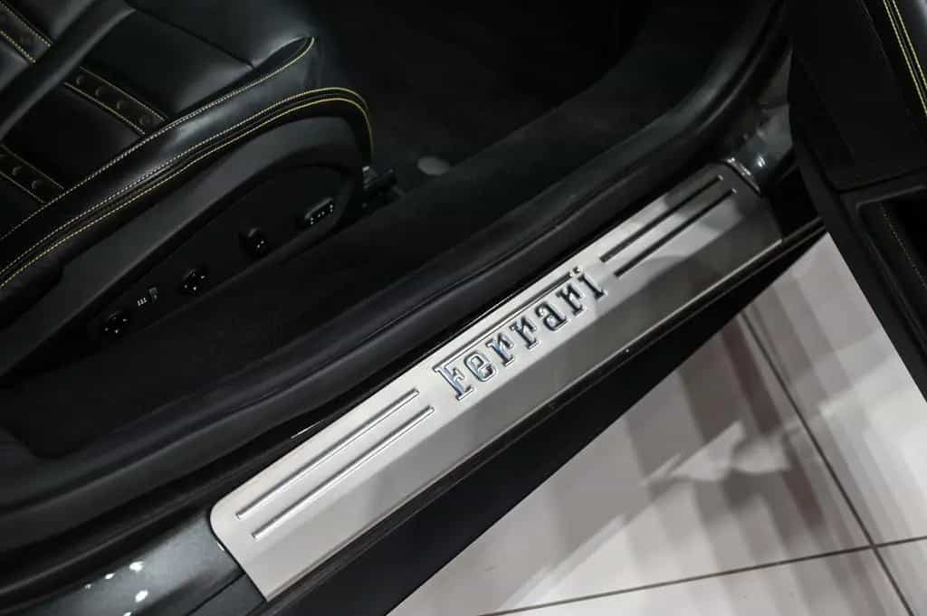 Ferrari 458 Italia *AFS*ElectricSeats*Bluetooth* 06/2010-photo-24