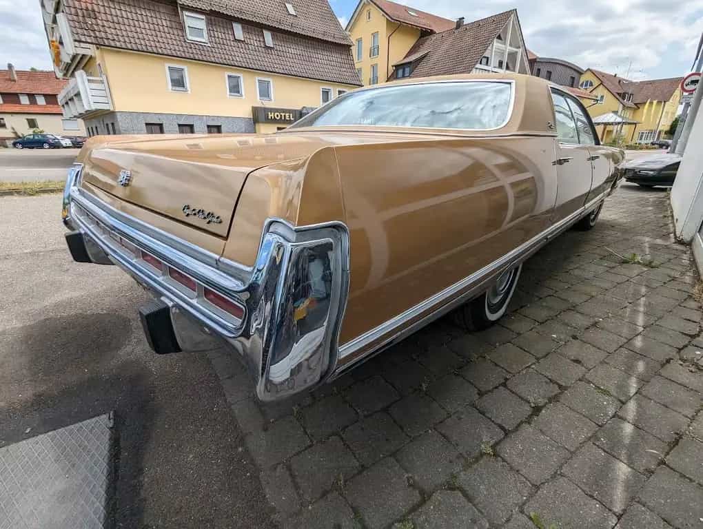 Chrysler New Yorker 4 Door Hardtop Sedan H-Zul. 02/1973-photo-4