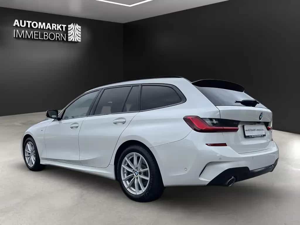 BMW 3 Series d xD M Sport AHK*STHZG*17*ACC*Kamera*Hifi 06/2021-photo-1