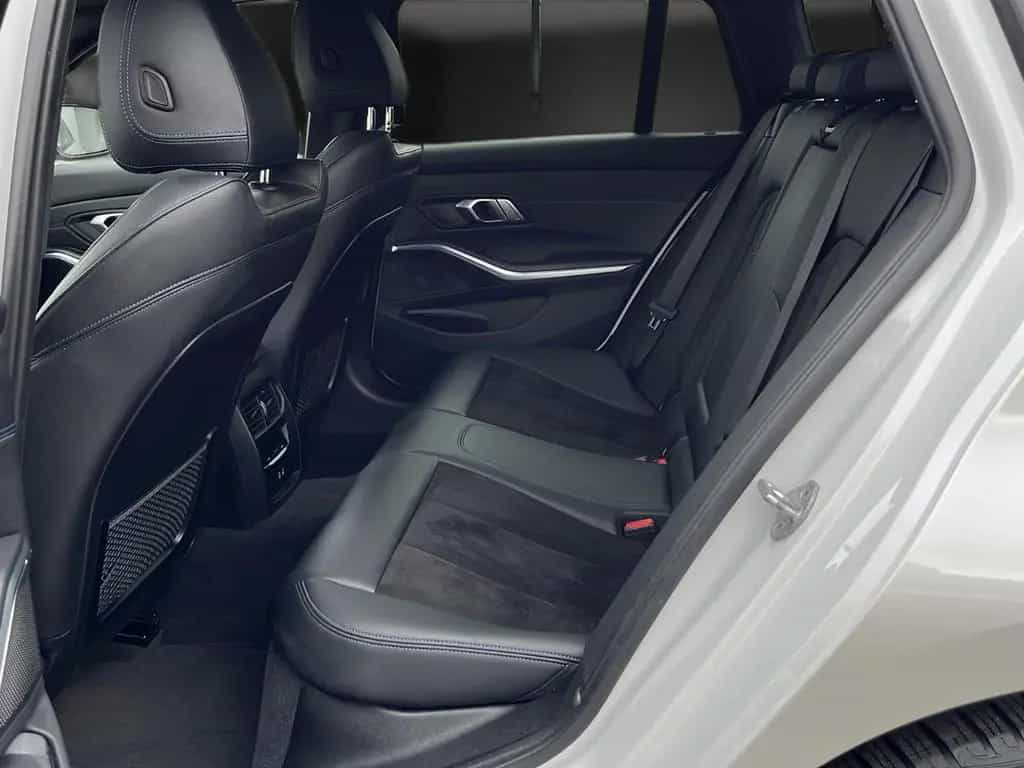 BMW 3 Series d xD M Sport AHK*STHZG*17*ACC*Kamera*Hifi 06/2021-photo-17
