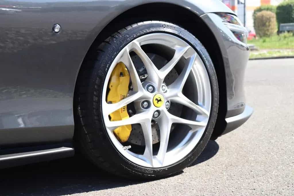 Ferrari Roma 3.9 V8 Coupe +MATRIX+SCM+1.HAND+SITZBELÜFTU 11/2020-photo-14