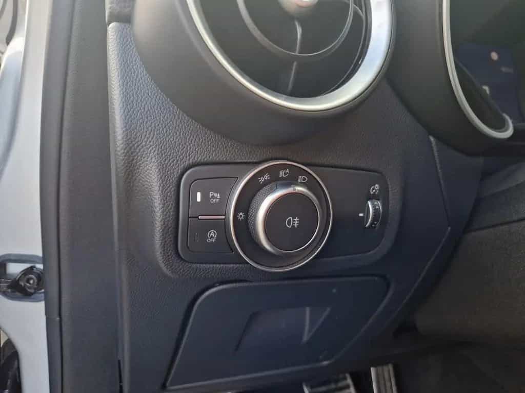 Alfa Romeo Stelvio MY20 VELOCE 2.2 Diesel 16V 154kW NAV XEN 07/2020-photo-17