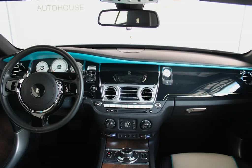 Rolls-Royce Wraith STARLIGHT DUETONE VOLL 07/2017-photo-8