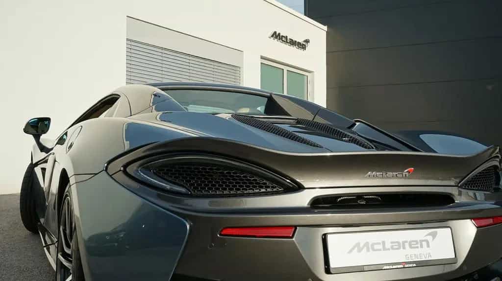 McLaren 570S 04/2018-photo-12