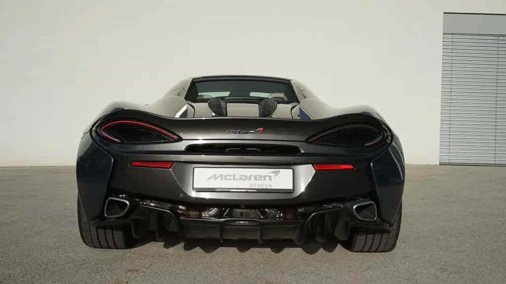 McLaren 570S 04/2018-photo-2