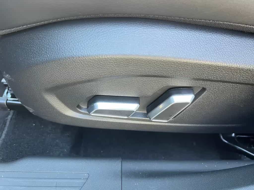 DFSK Fengon 600 7 Sitzer/SH/SL/LED/Pano/360Kamera/AHK null-photo-12