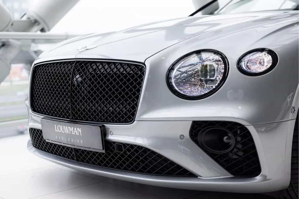 Bentley Continental GT V8 | Rotating display | Mulliner 06/2022-photo-37