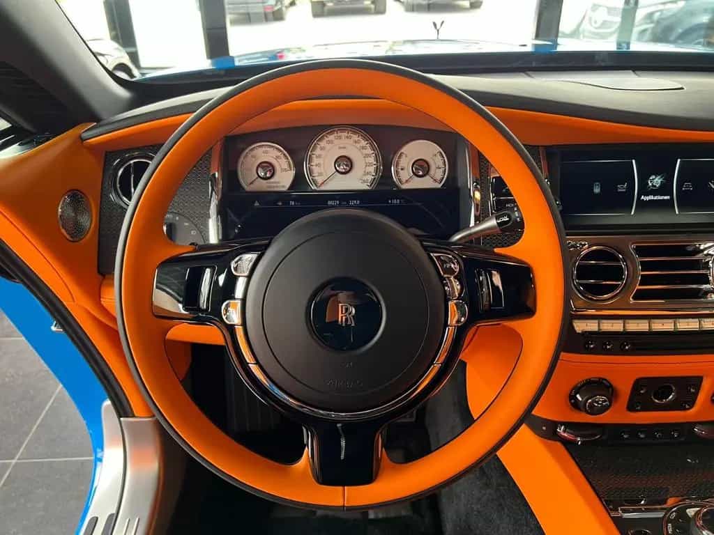 Rolls-Royce Wraith Black Badge- One Of One-Starlight-Bespoke null-photo-28