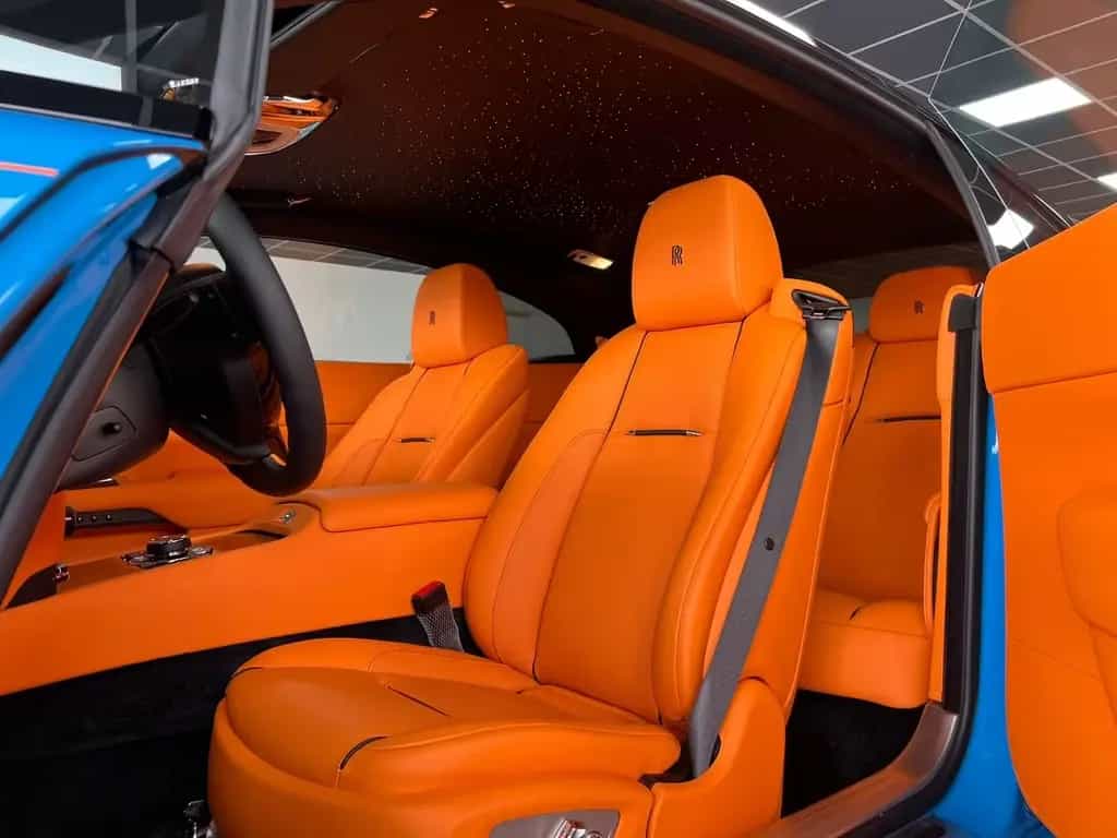 Rolls-Royce Wraith Black Badge- One Of One-Starlight-Bespoke null-photo-9