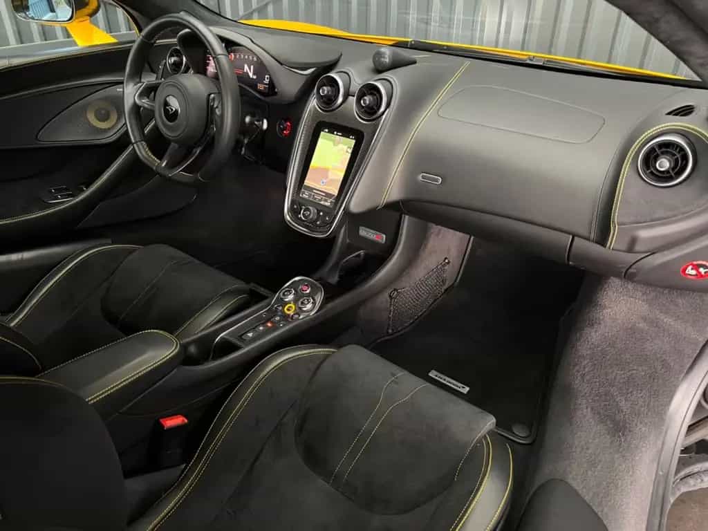 McLaren 570S COUPE*LIFT*CARBON*KAMERA*ALCANTARA 02/2017-photo-10