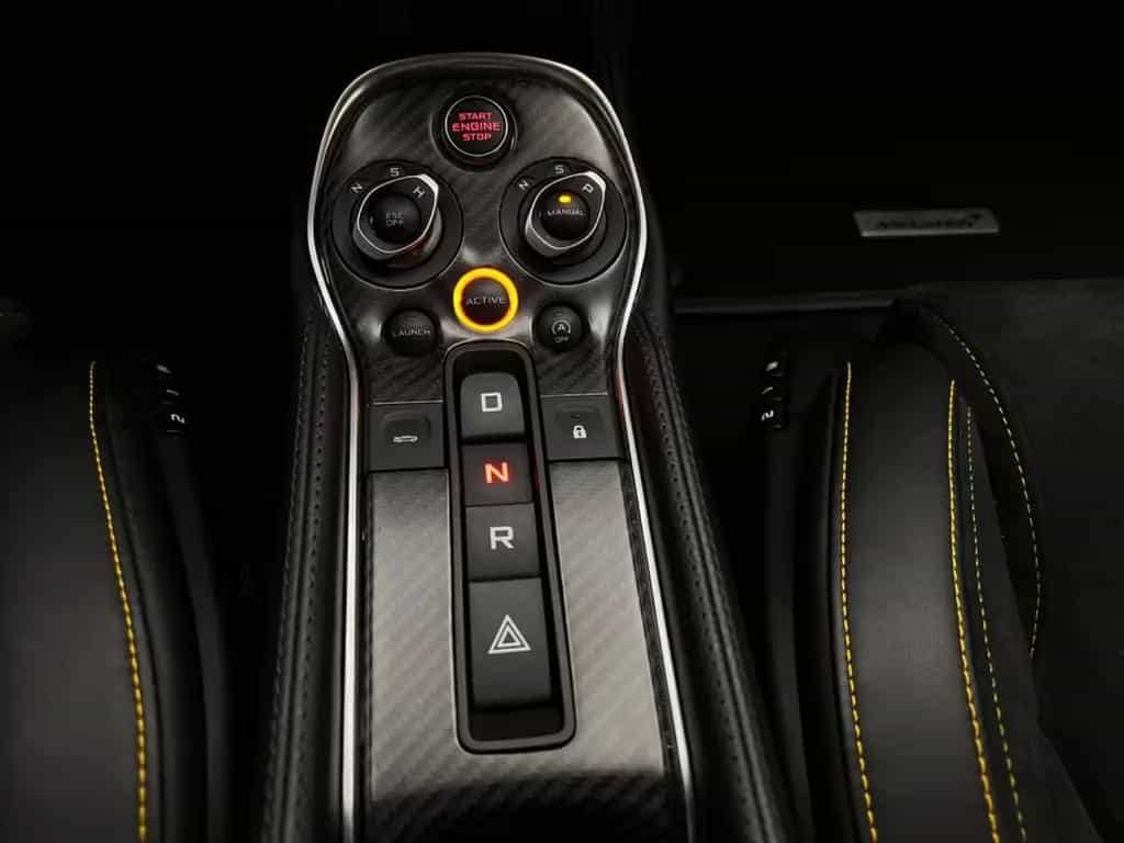 McLaren 570S COUPE*LIFT*CARBON*KAMERA*ALCANTARA 02/2017-photo-16