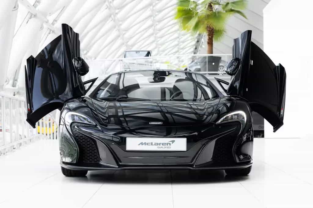 McLaren 650S Spider 3.8 | Lift | Meridan Audio | CF Inte 12/2017-photo-4