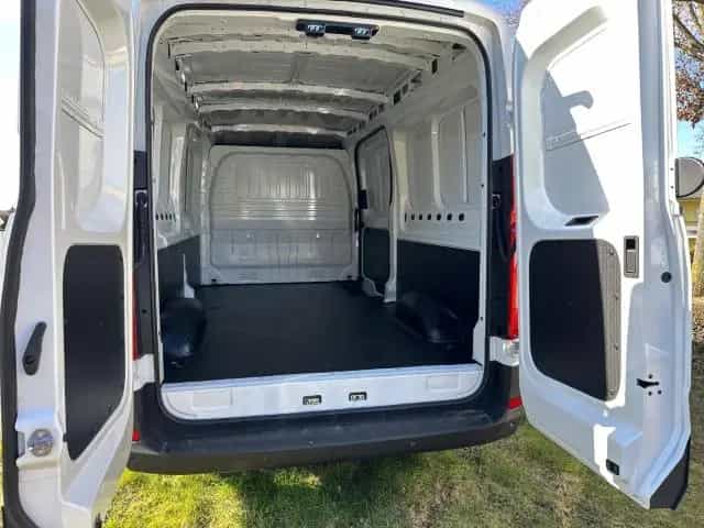 Maxus Deliver 9 Deliver9 L3H2 Luxury LED Totwinkelassistent Keyl 05/2023-photo-8