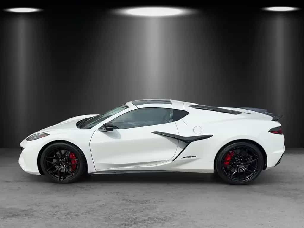 Corvette Z06 C8 Coupé Z06 3LZ CARBON/NO-OPF/LIFT/AGA/ 08/2025-photo-1