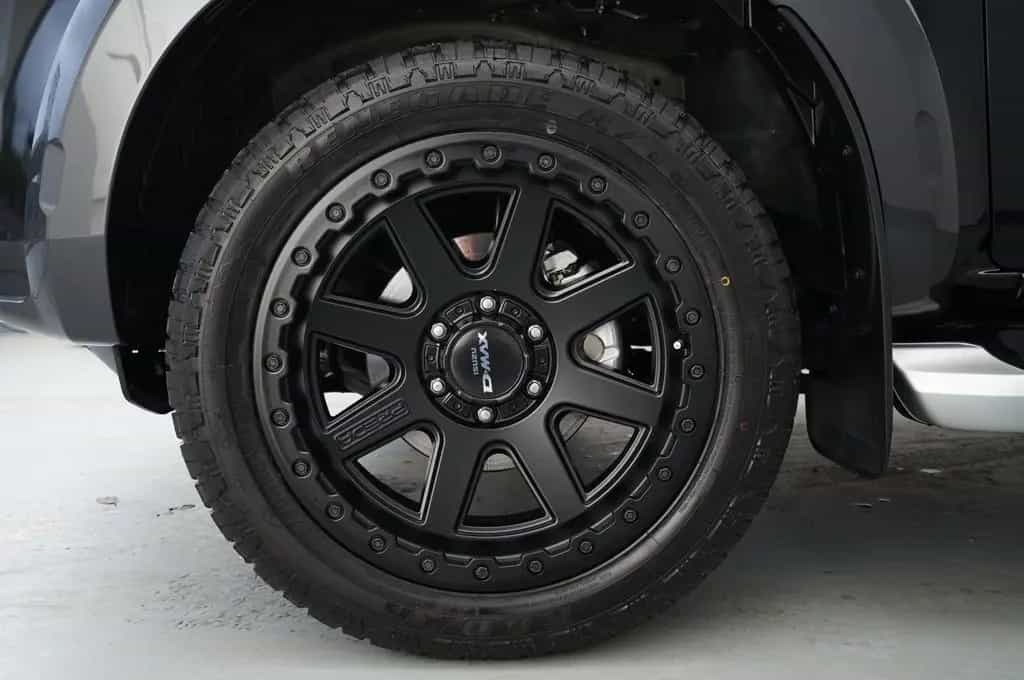 Isuzu D-Max Double Cab LSE 4x4AT Pick-Up inkl. Rollo 04/2024-photo-5