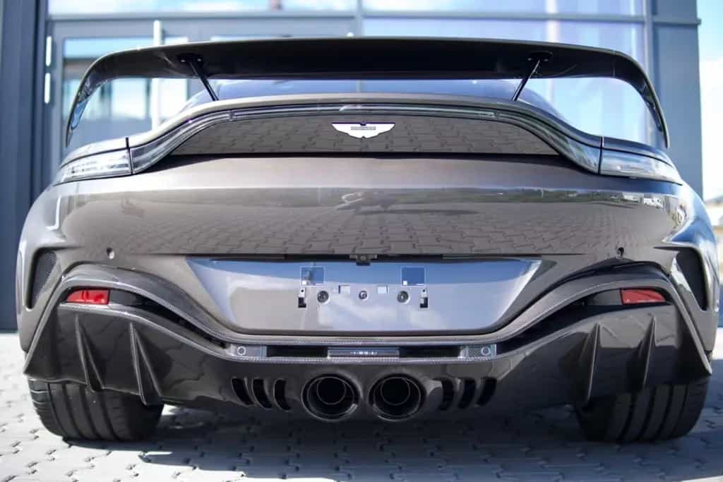 Aston Martin V12 Vantage 4.0 V12 F1 null-photo-4