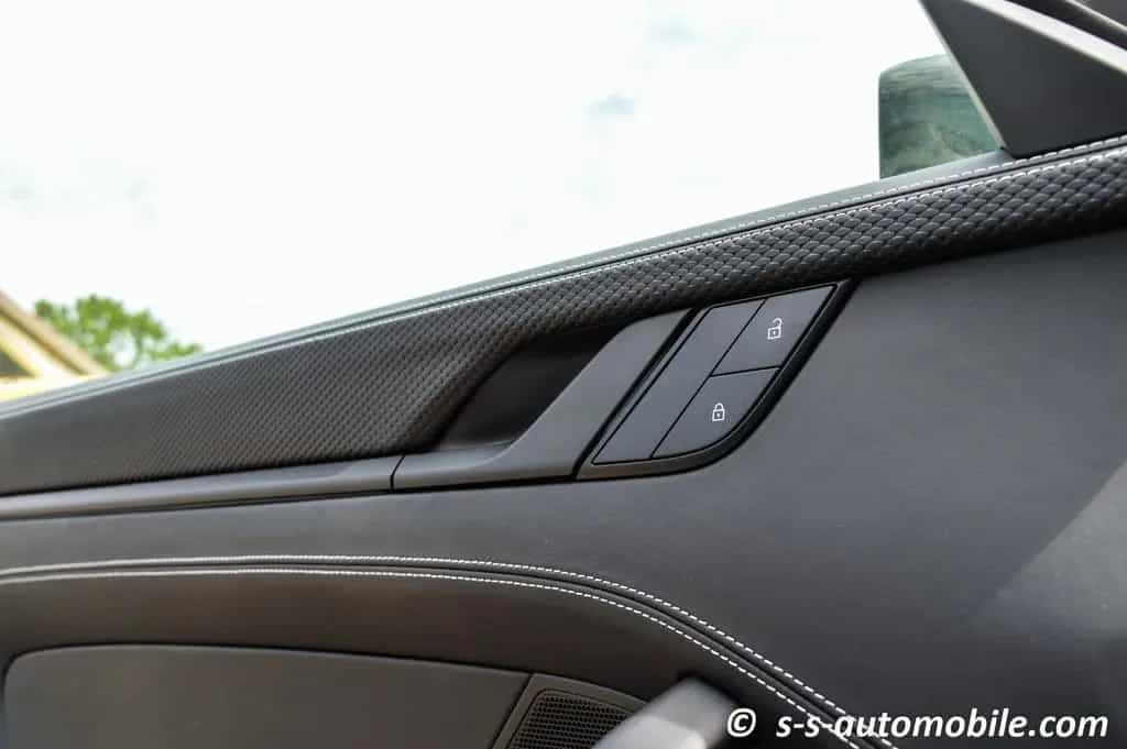 Porsche 992 GT3 Touring PDK PCCB PTS Blackolive Pepita 06/2022-photo-14