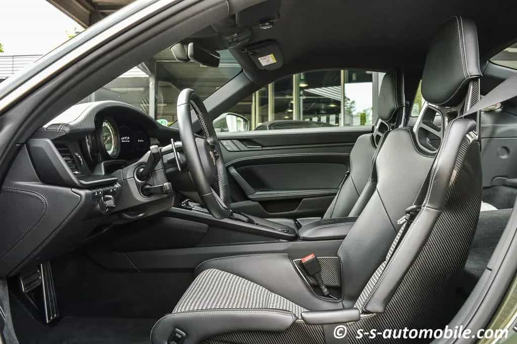 Porsche 992 GT3 Touring PDK PCCB PTS Blackolive Pepita 06/2022-photo-16