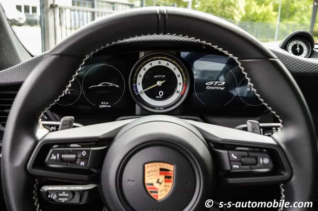 Porsche 992 GT3 Touring PDK PCCB PTS Blackolive Pepita 06/2022-photo-22