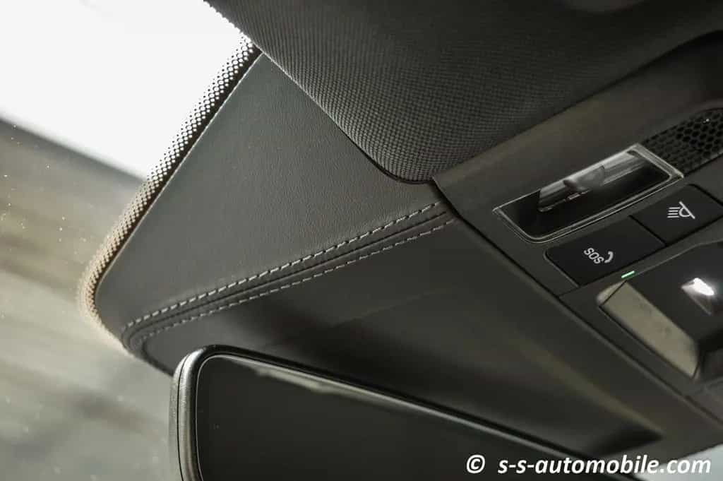 Porsche 992 GT3 Touring PDK PCCB PTS Blackolive Pepita 06/2022-photo-25