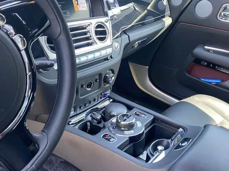 Rolls-Royce Wraith Coupe,Facelift,Scheckheft 11/2017-photo-13