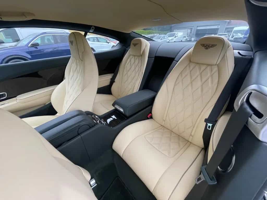 Bentley Continental GT W12 Mulliner Navi Radar Leder 21 12/2011-photo-15