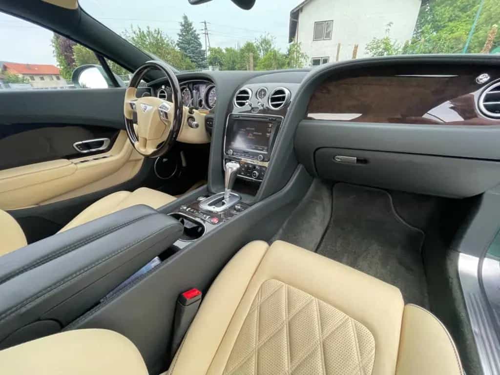 Bentley Continental GT W12 Mulliner Navi Radar Leder 21 12/2011-photo-21