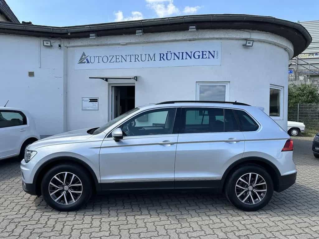 Volkswagen Tiguan Comfortline BMTStartStop*Pano*Digit.Tacho 02/2020-photo-3
