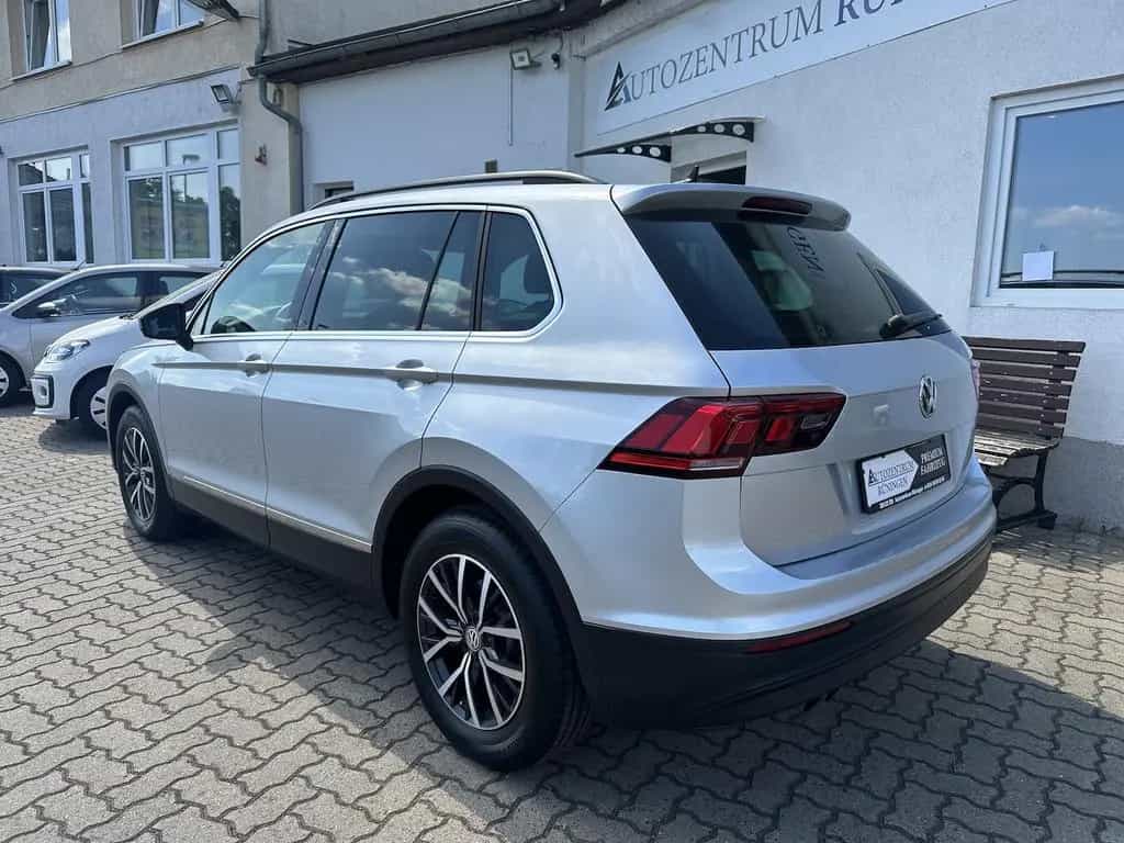 Volkswagen Tiguan Comfortline BMTStartStop*Pano*Digit.Tacho 02/2020-photo-5